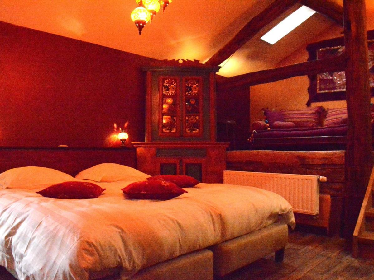 Villa With Hot Tub And Sauna Bièvre Rom bilde